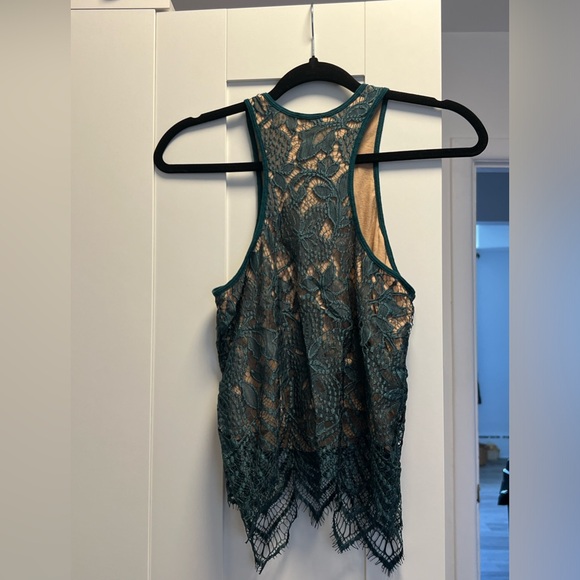 Express - Green Lace Top - Picture 2 of 3